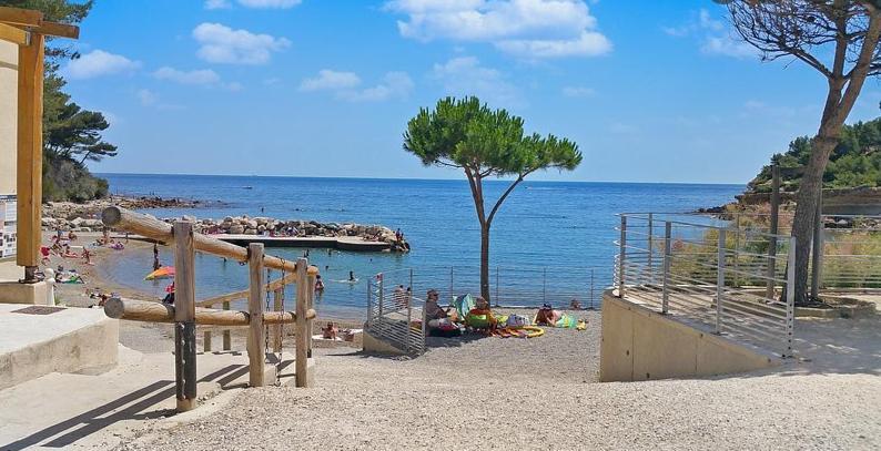 grand studio terrasse de standing vue mer et village Carry-le-Rouet Eksteriør bilde