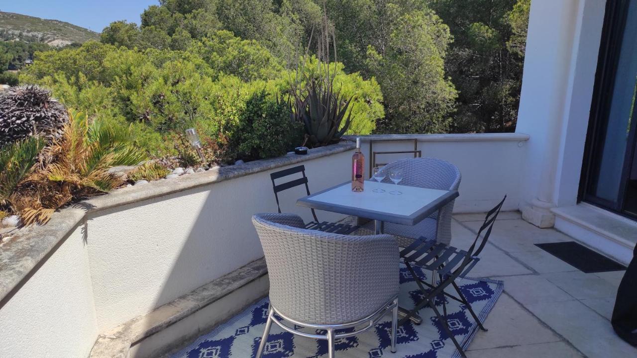 grand studio terrasse de standing vue mer et village Carry-le-Rouet Eksteriør bilde