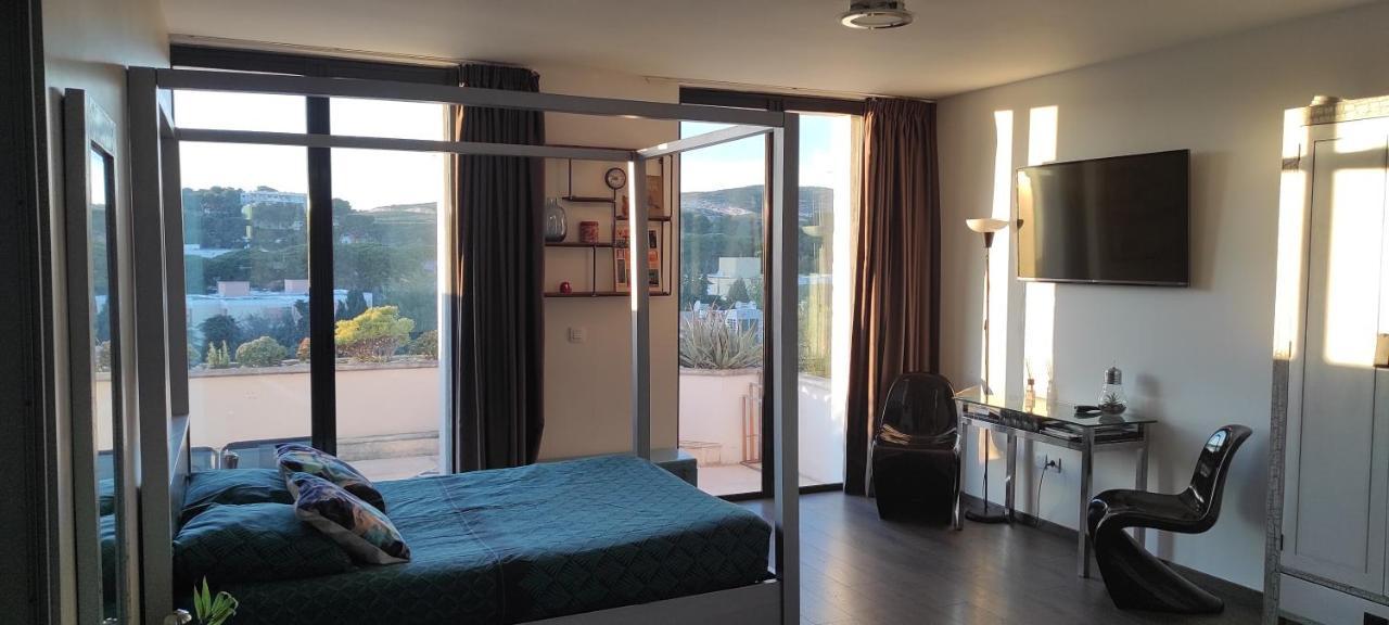 grand studio terrasse de standing vue mer et village Carry-le-Rouet Eksteriør bilde