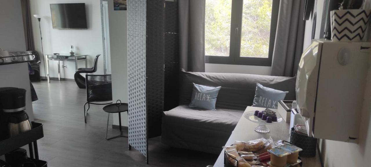grand studio terrasse de standing vue mer et village Carry-le-Rouet Eksteriør bilde
