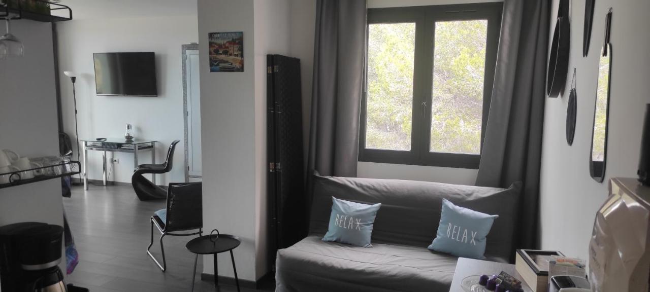 grand studio terrasse de standing vue mer et village Carry-le-Rouet Eksteriør bilde